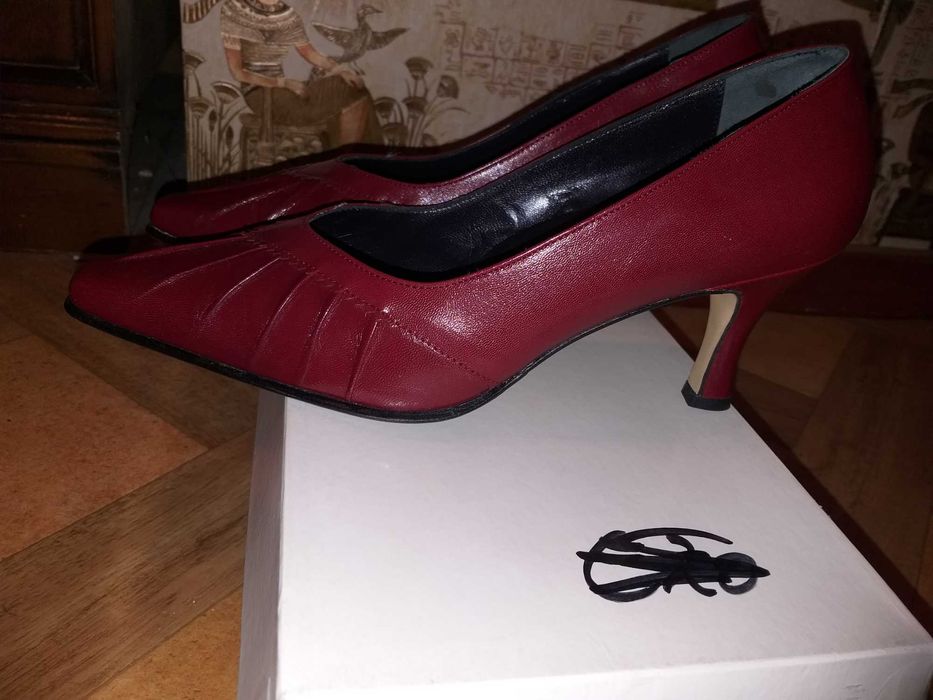 Продам туфлі жіночі