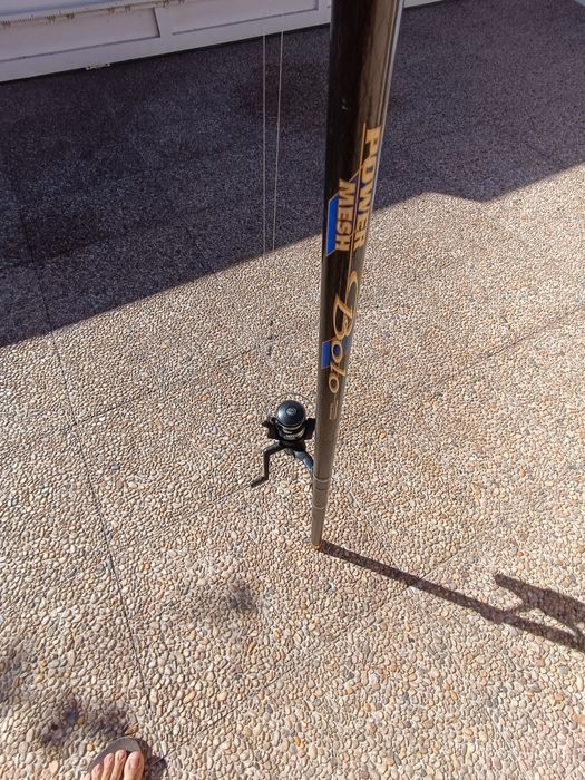 Cana de pesca 5m Trabucco carbono com carrinho Mitchell MX40 excelente