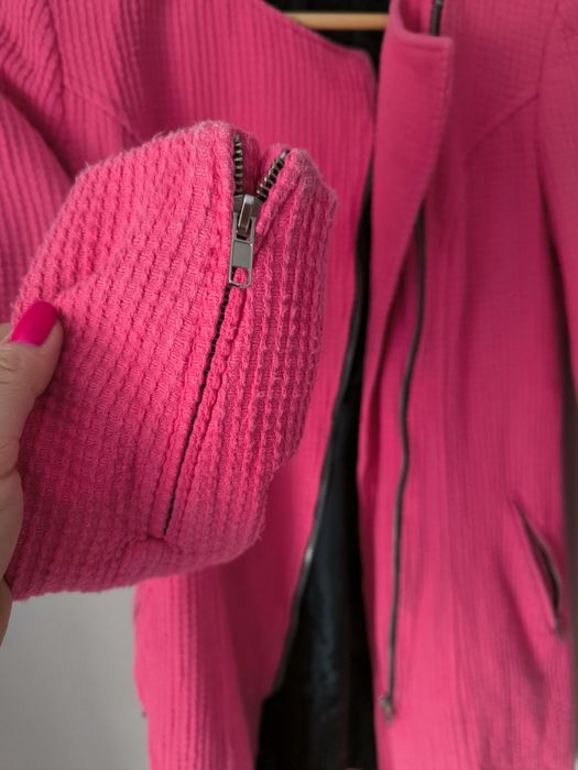 Płaszcz wiosenny różowy Lalous S wiosna wiskoza wiskozowy