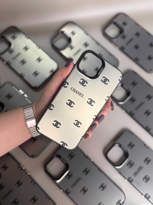 Силіконовий сірий чохол з лого Шанель Chanel на айфон iPhone