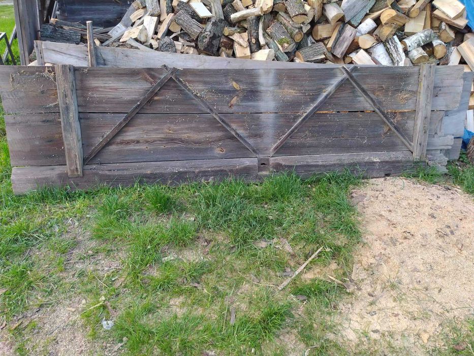 Stare drzwi drewniane 80-letnie