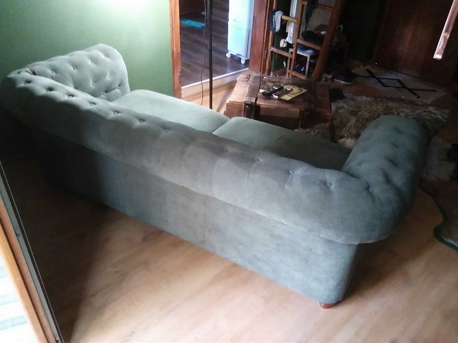 Sofa zieleń pikowana bardzo ładna