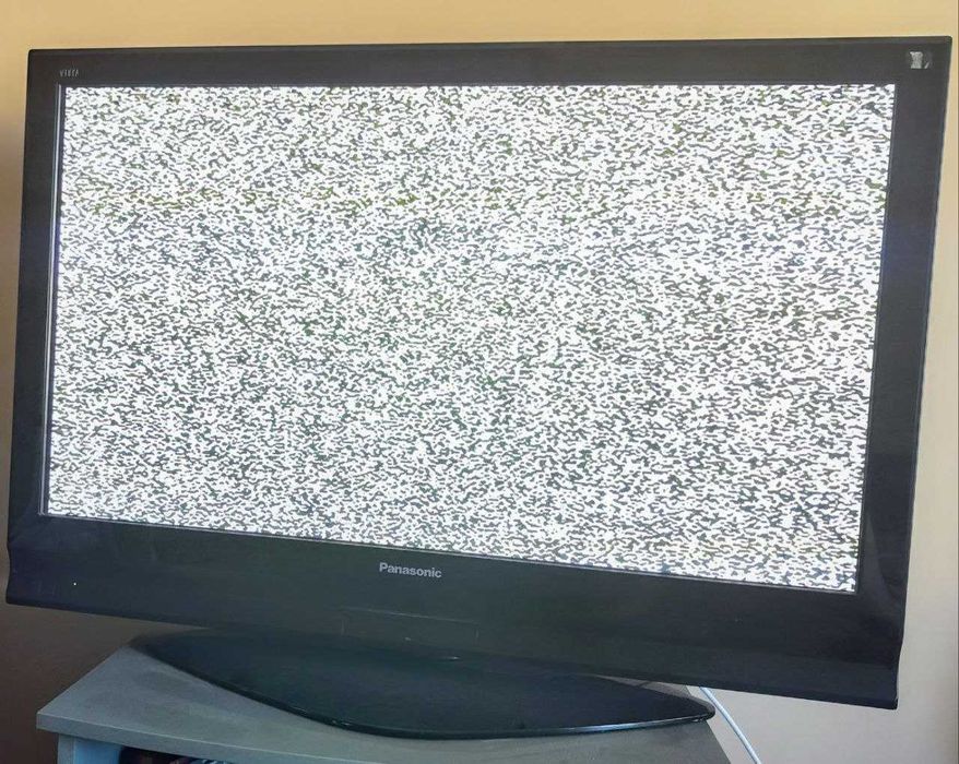Panasonic Viera TH-42PV71F 42 дюйма телевизор.