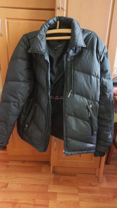 Куртка зимняя.Сапоги.В отличном состоянии