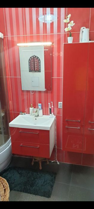 Mieszkanie 63 m ,trzy pokoje.Salon.Duży balkon(Garaż)