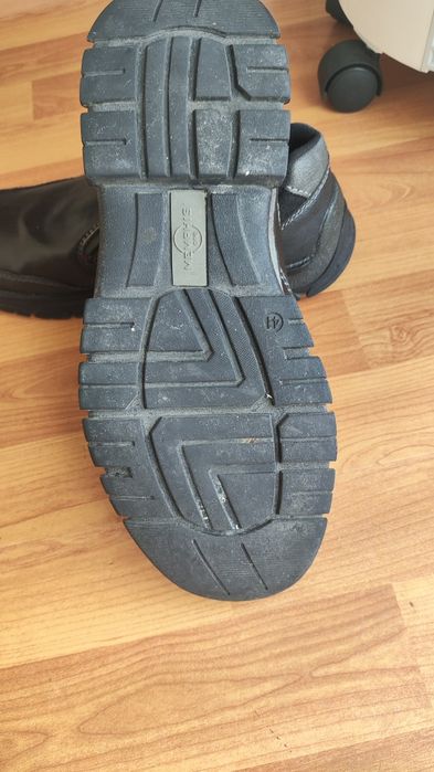 Sapato de trabalho  de homem