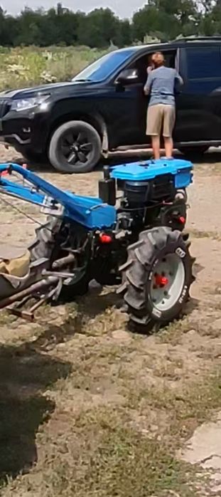 продам мотоблок 10 к.с кентавр