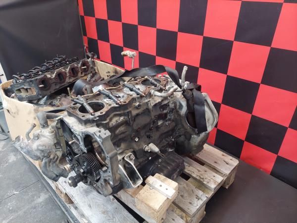 Motor para peças ISUZU ELF Chassis (NKR8_, NKQ8_)