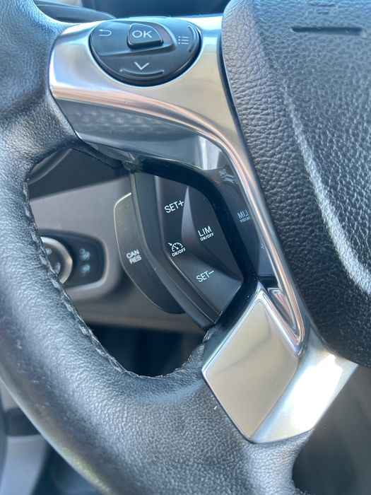 Ford Transit Connect 2019 excelente condição