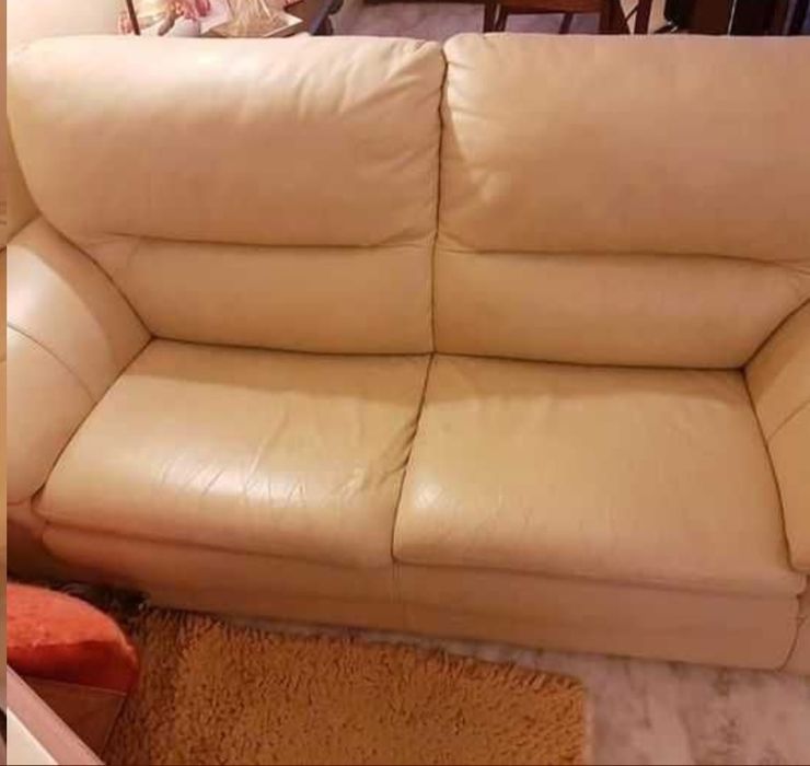 URGENTE - Sofa 2 Lugares Pele