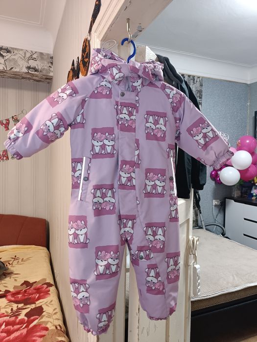 Продам детский комбинезон ,зимний .