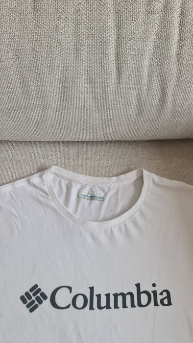 T-shirt Columbia