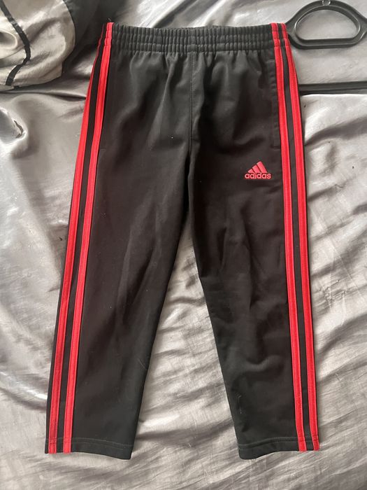 Спортивний костюм