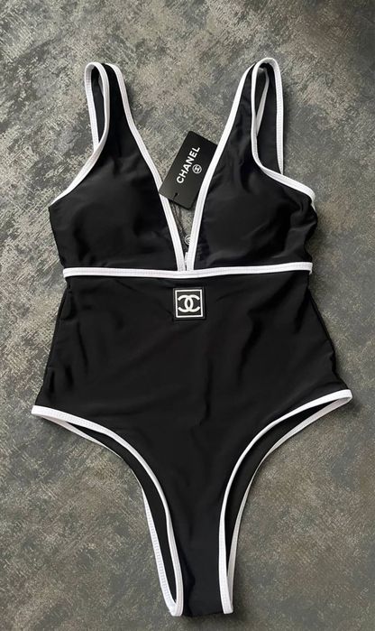 Купальник слитный ,бренд