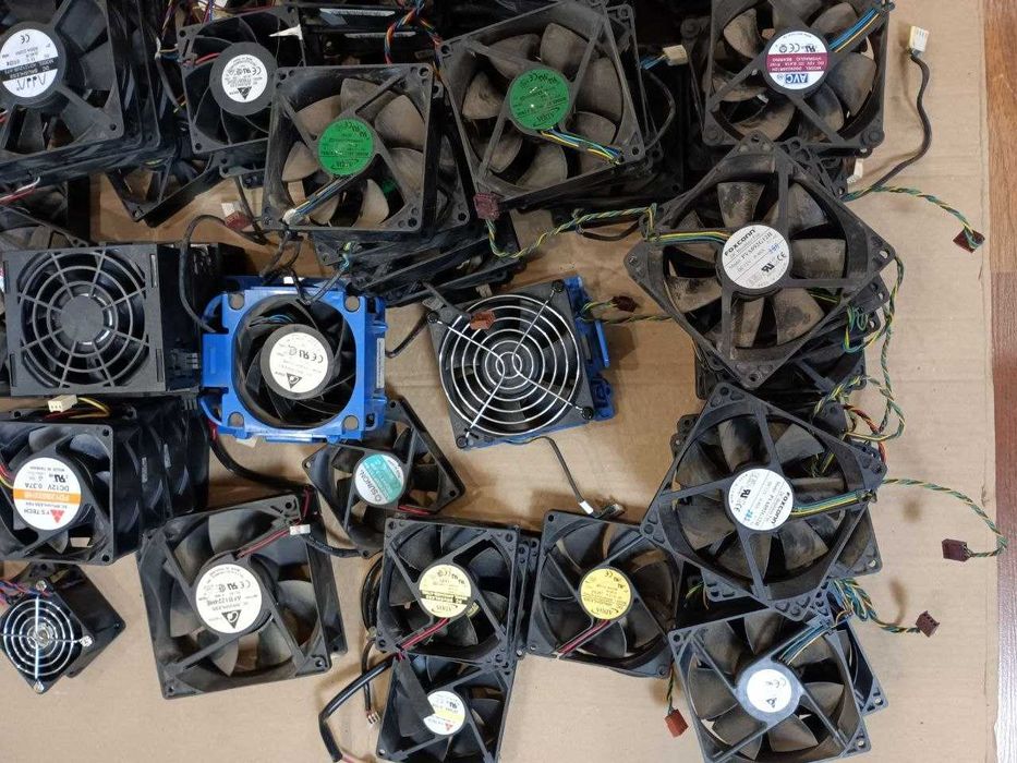 Кулер 12В 40 50 60 70 80 92 120 мм 12V  2-3-4 pin потужний серверний Delta AVC вентилятор