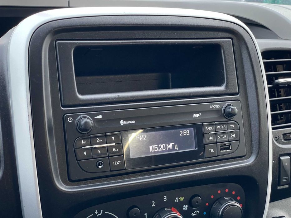 Renault Trafic 2019 9 місць