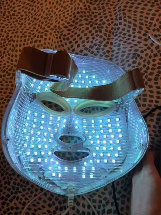 Unicskin Uniclead Máscara Coreana para o Rosto com Luz LED