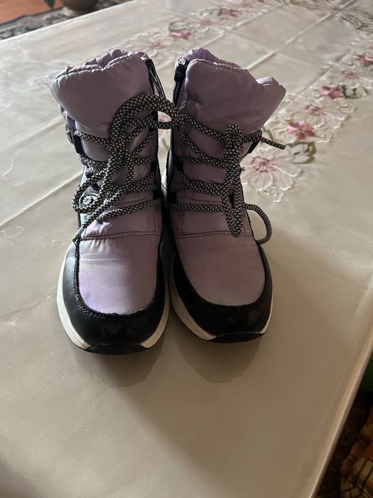 Зимові чобітки для дівчинки