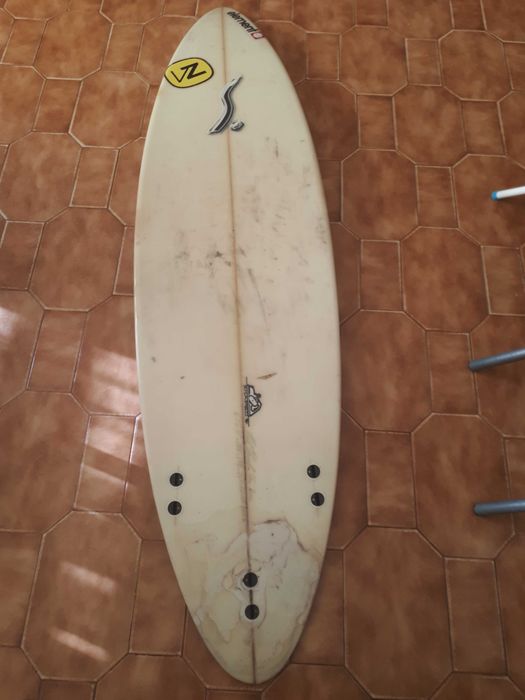 Prancha de surf 6.1 (vendida)