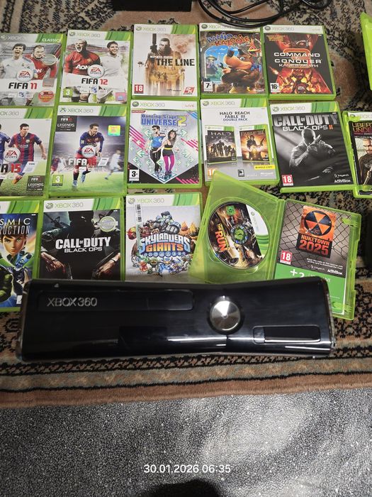 Konsola Xbox 360 S Console 1439,sprawna,po serwisie,2 pady 28 gier