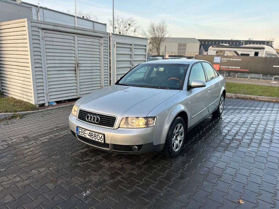 Audi A4 B6 2.0benzynka dobry stan