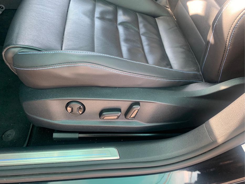 VW Golf 1.4 GTE Hybrid plug-in 204cv