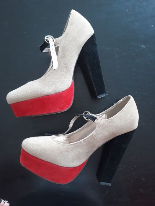 Botins de Salto Alto Seaside