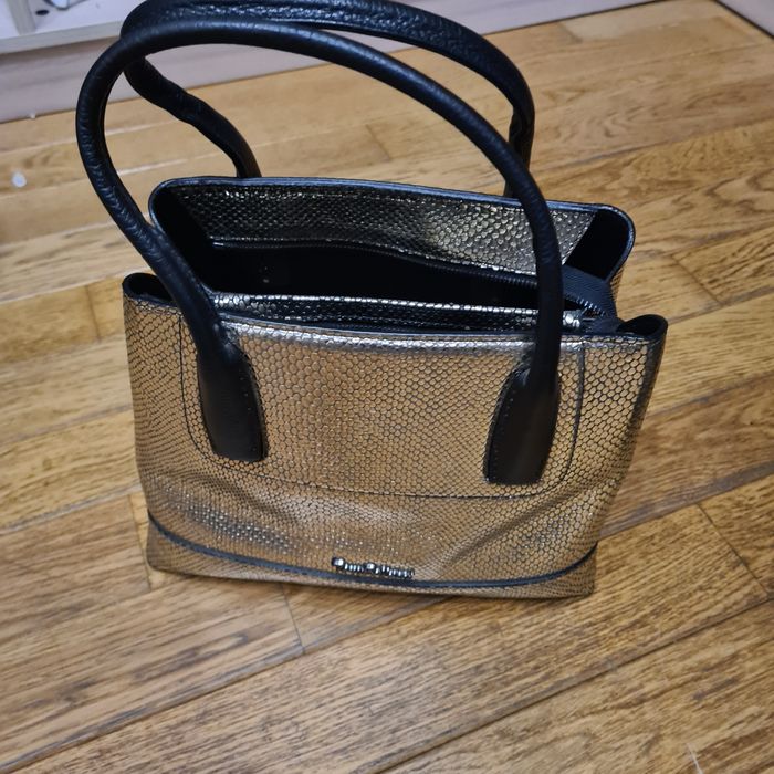 Сумка кожа золотая