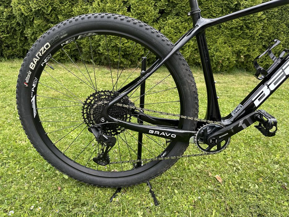 Rower MTB Berria Bravo karbon carbon M