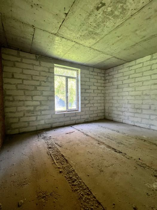 Будинок з гаражем + сховище! Білогородка