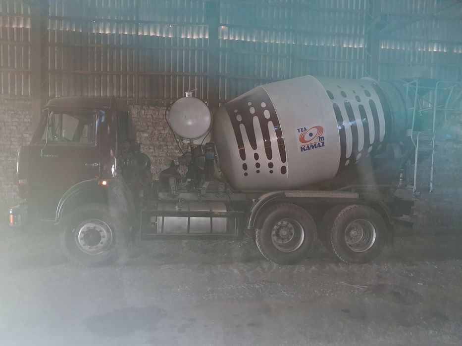 Автобетонозмішувач 7к Камаз