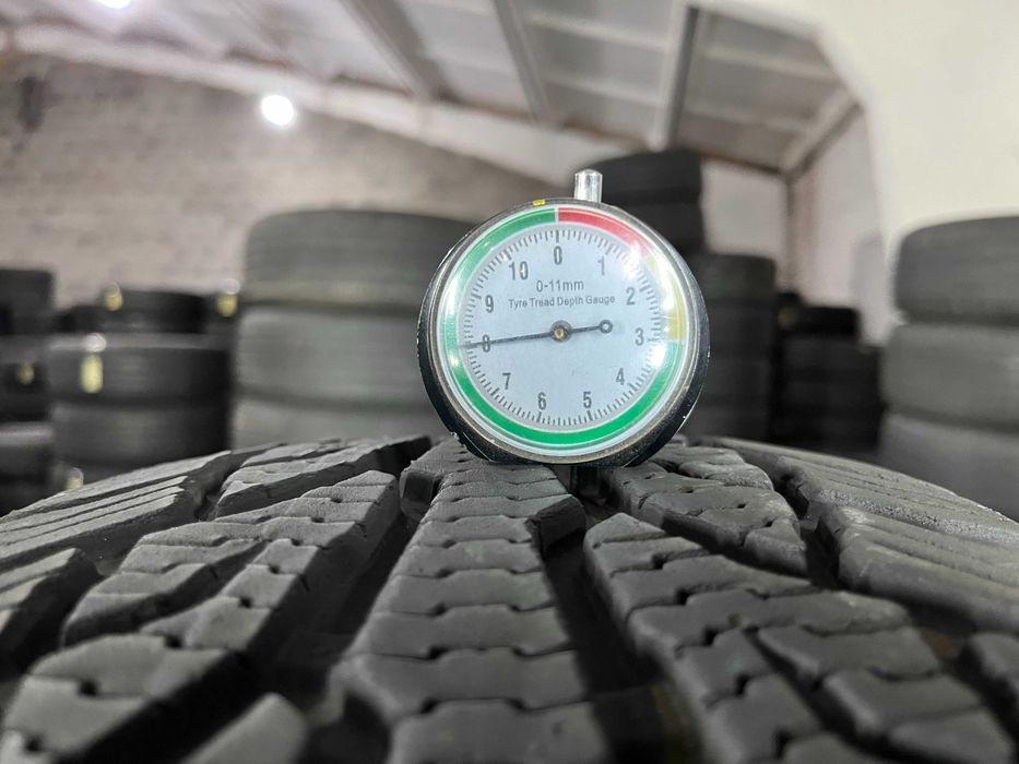 LS1829 Всесезонні шини 225/50r17 Uniroyal AllSeasonExpert 2 комплект резина р17