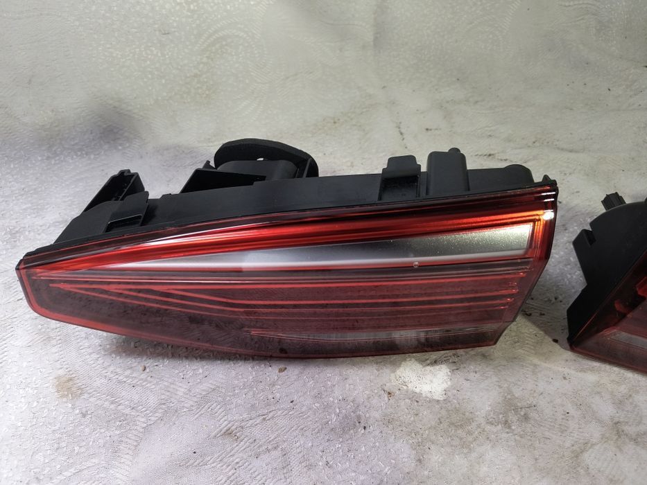 Lampa lewa lub prawa tylna w klapę VW Multivan T7 lewy prawy tył