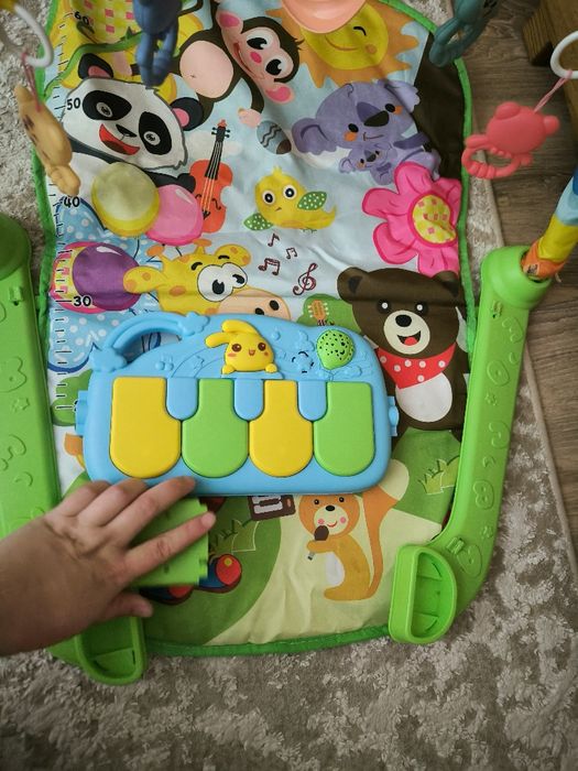 Продам розвиваючий килимок Bambinelli