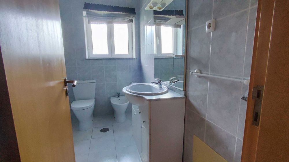 ARRENDA-SE APARTAMENTO T3 | Centro de Oliveira do Hospital