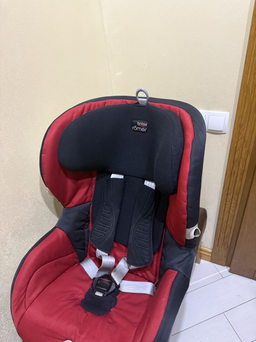 Автокрісло Britax Romer Trifix