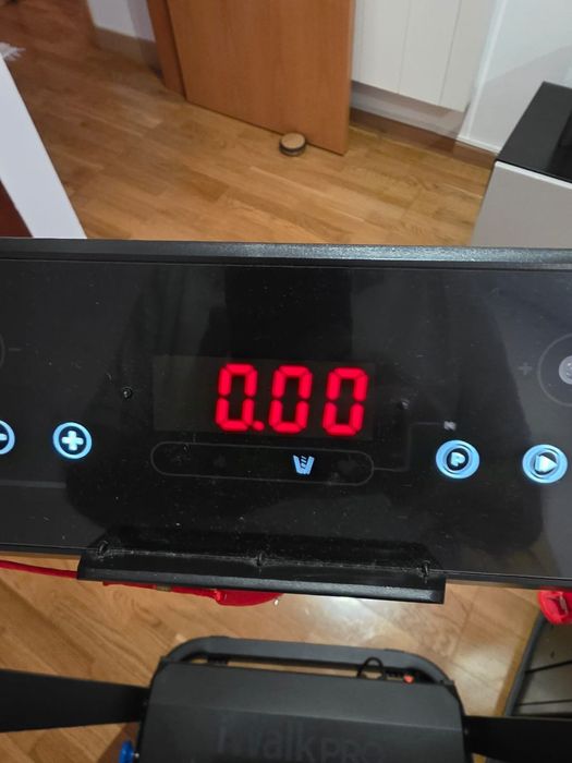 Electric Treadmill429594995862415363