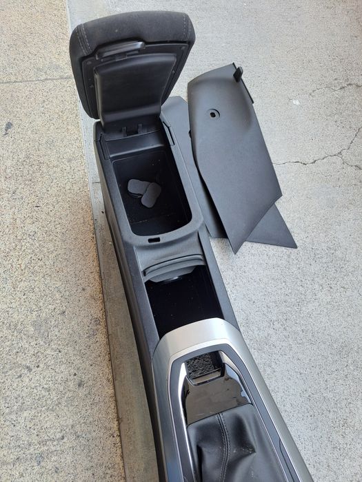 Consola Central Completa Peugeot 308 (15,21)