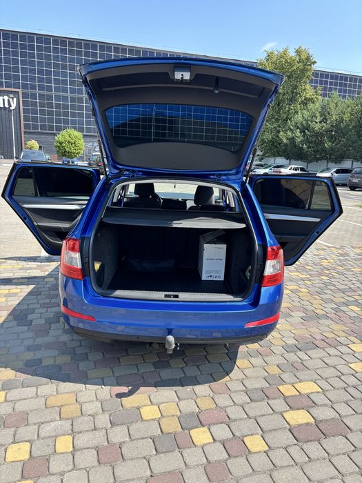 Продам Skoda Octavia A7 • 2013 рік • 1.6 TDI • Дизель • Універсал