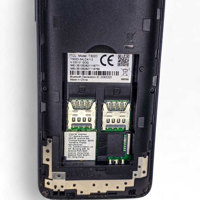 Telemóvel TCL OneTouch Dual SIM com Botão SOS – A Funcionar