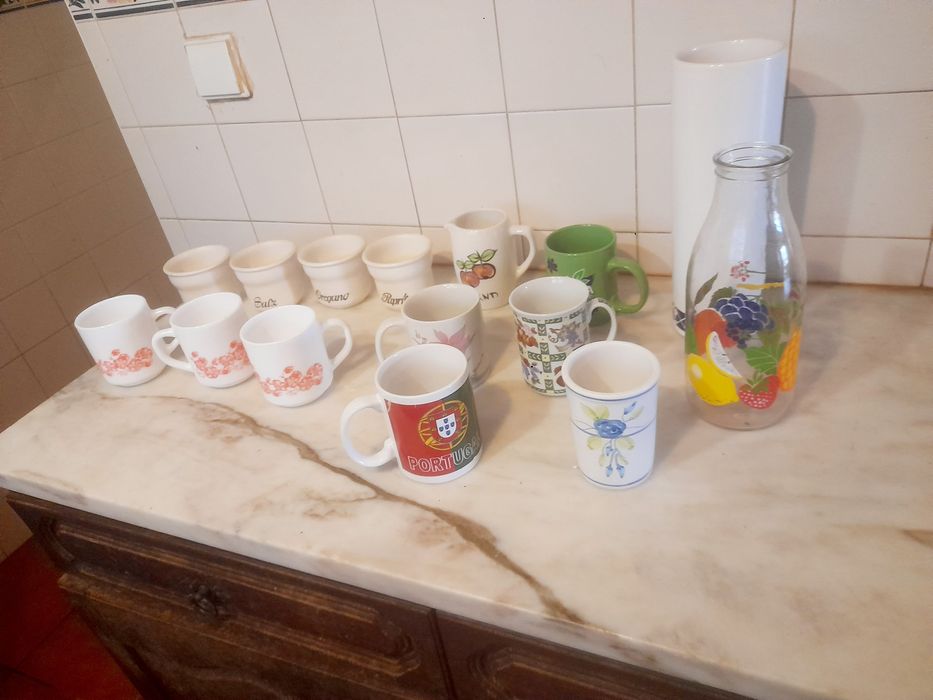 Conjunto de Loiça Utilitária Decorativa