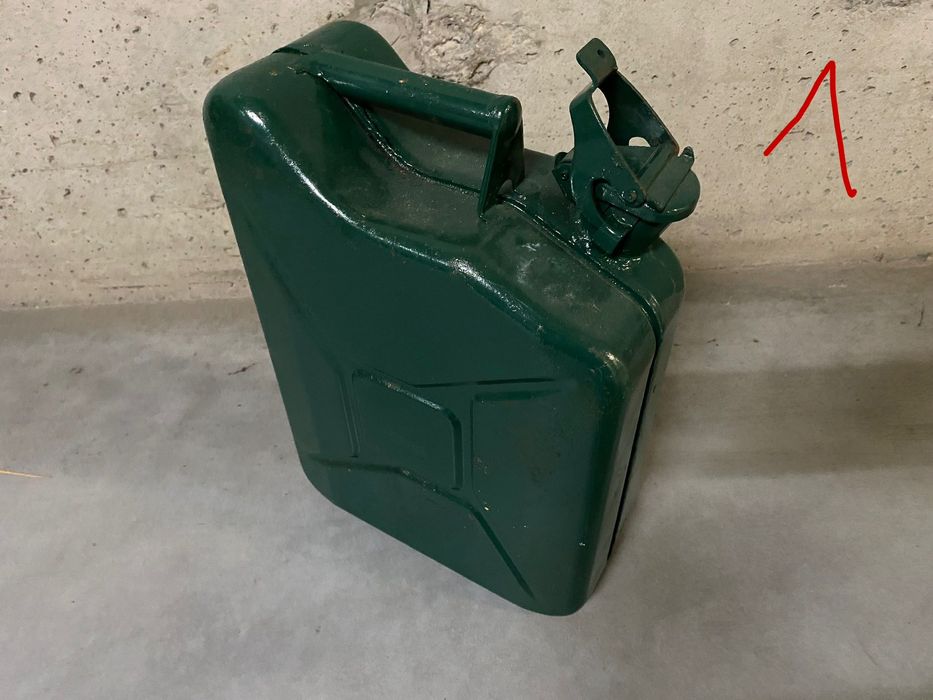 Kanister 10l, 20l metalowe, bańka, beczka stan bdb