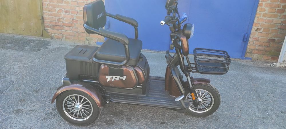 Продам електро трицикл crosser TR-1