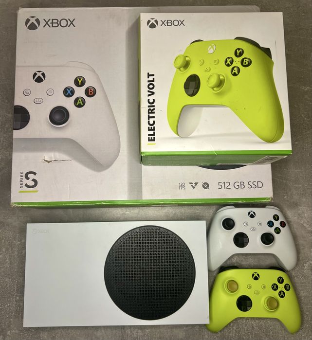 Xbox Series S 512 GB | 2 джойстика | без ремонтов