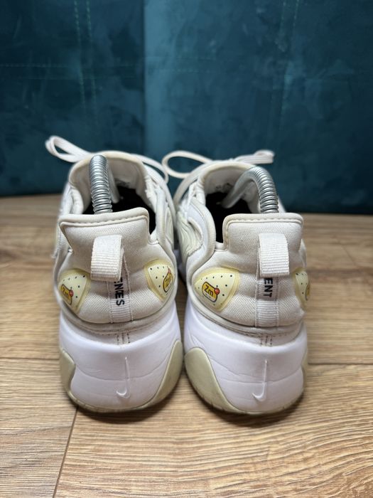 кросівки Nike Zoom 2K