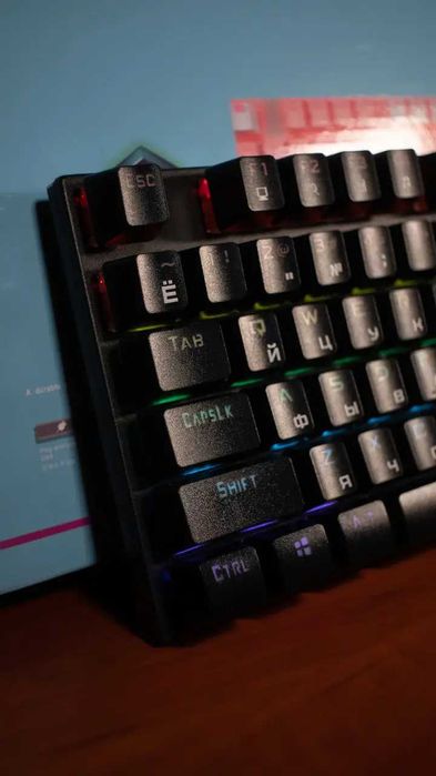 Механическая Клавиатура SKYLION G300 с кириллицей и RGB подсветкой