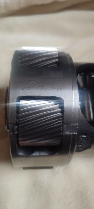 Дифференциал [4WD] FORD 8F35 JM5P-7F465-BF