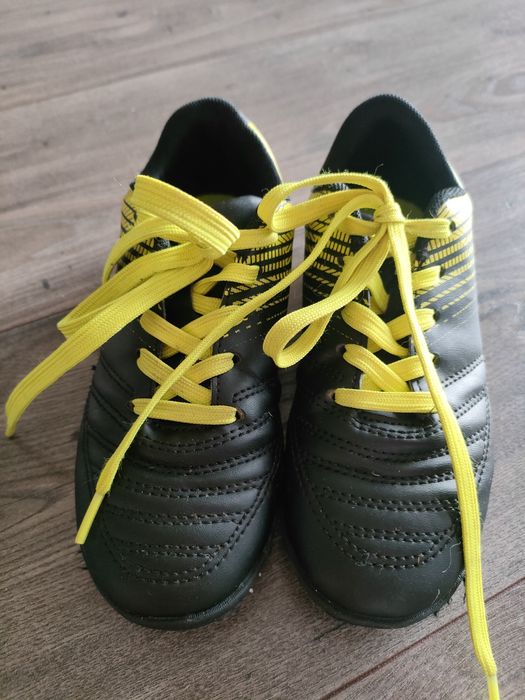 Korki, buty do piłki nożnej rozm. 29