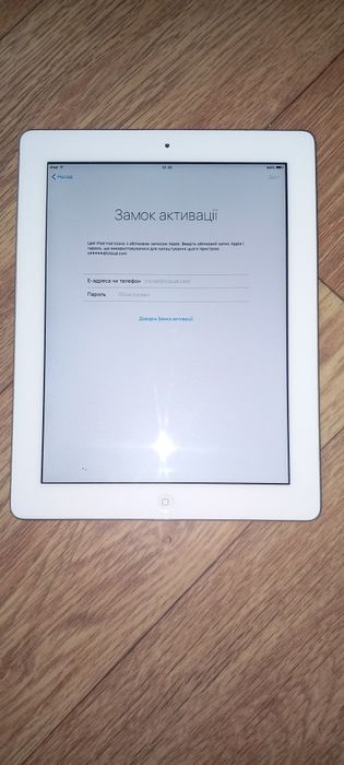 Планшет iPad 16 GB