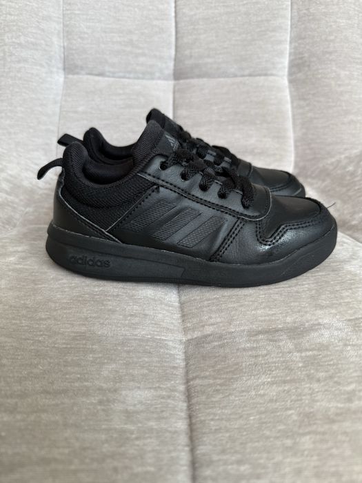 Кросівки Adidas на хлопчика